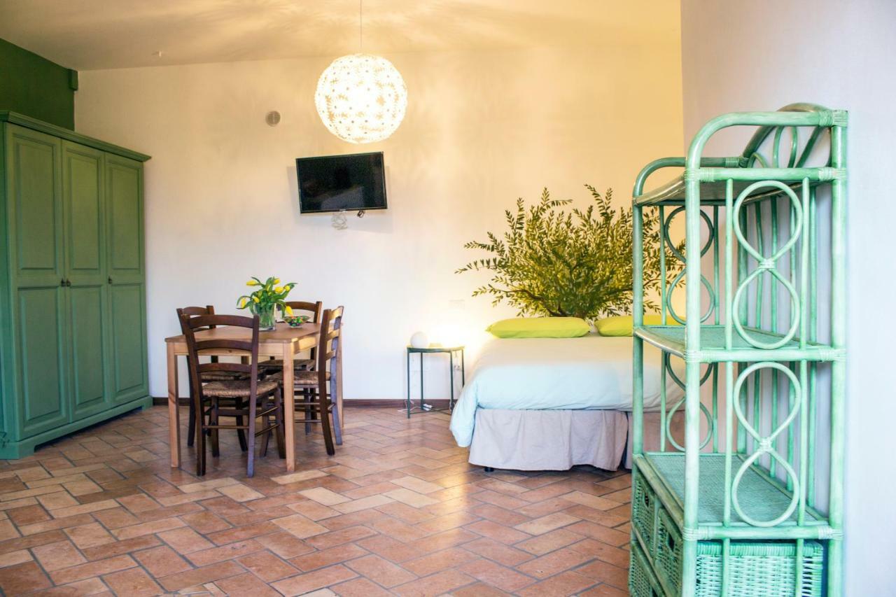 ホテル Orvieto Rocca Fiorita エクステリア 写真