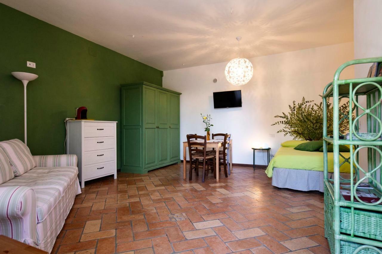 ホテル Orvieto Rocca Fiorita エクステリア 写真